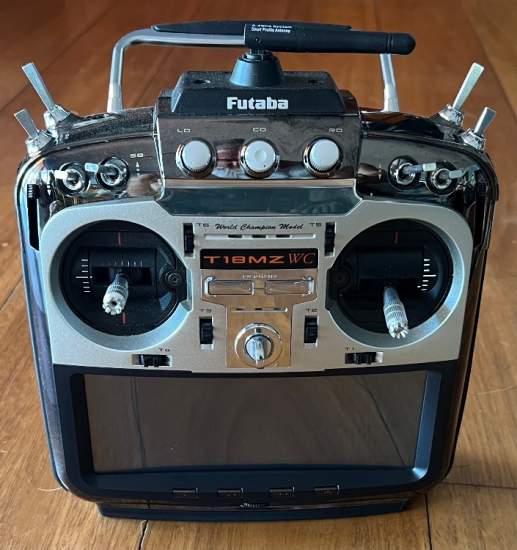 Futaba 18 MZ WC transmitter with case 