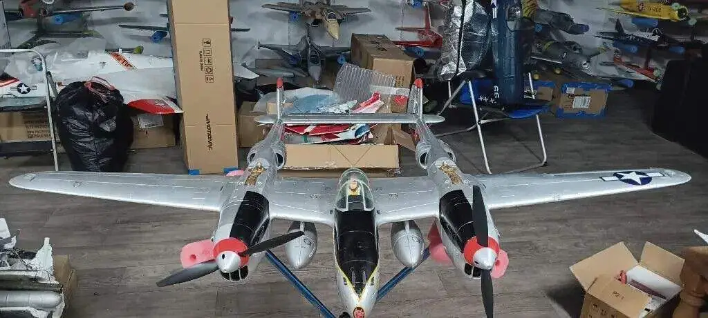 Flightline P-38L Lightning &quot;Pacific Silver&quot; 1600mm