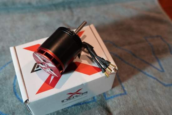 Xnova 3225 1100KV motor 