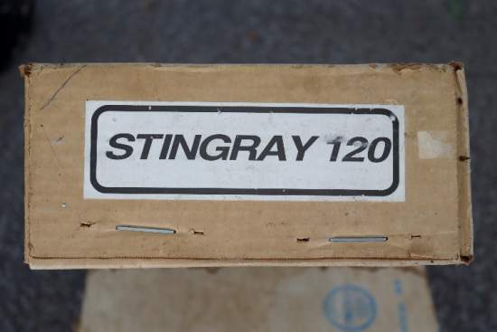 RARE UNOPENED BALSA USA STINGRAY 120