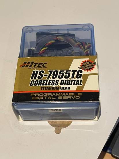 HITEC HS-7955TG Servo