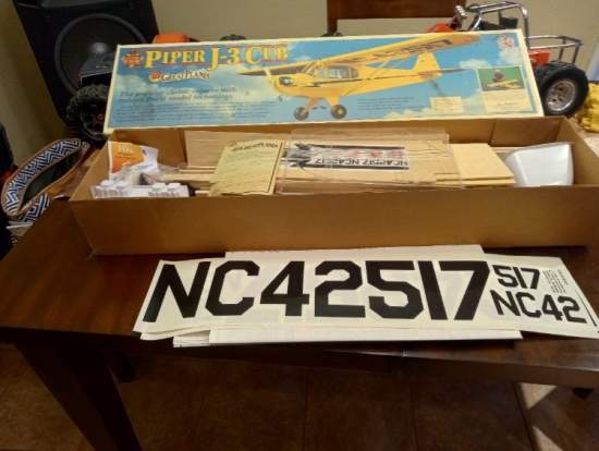 Piper J-3  Cub  Great planes Model